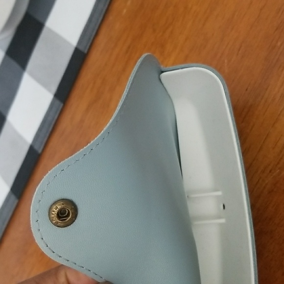 Feisedi Blue Eyeglass Case Faux Leather Protective Case for Eyewear - Picture 6 of 7